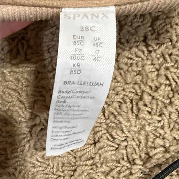 Spanx Racer Back Bra Lightly Lined Beige
30012R Bra-llelujah Bra Size 38C - Picture 7 of 8